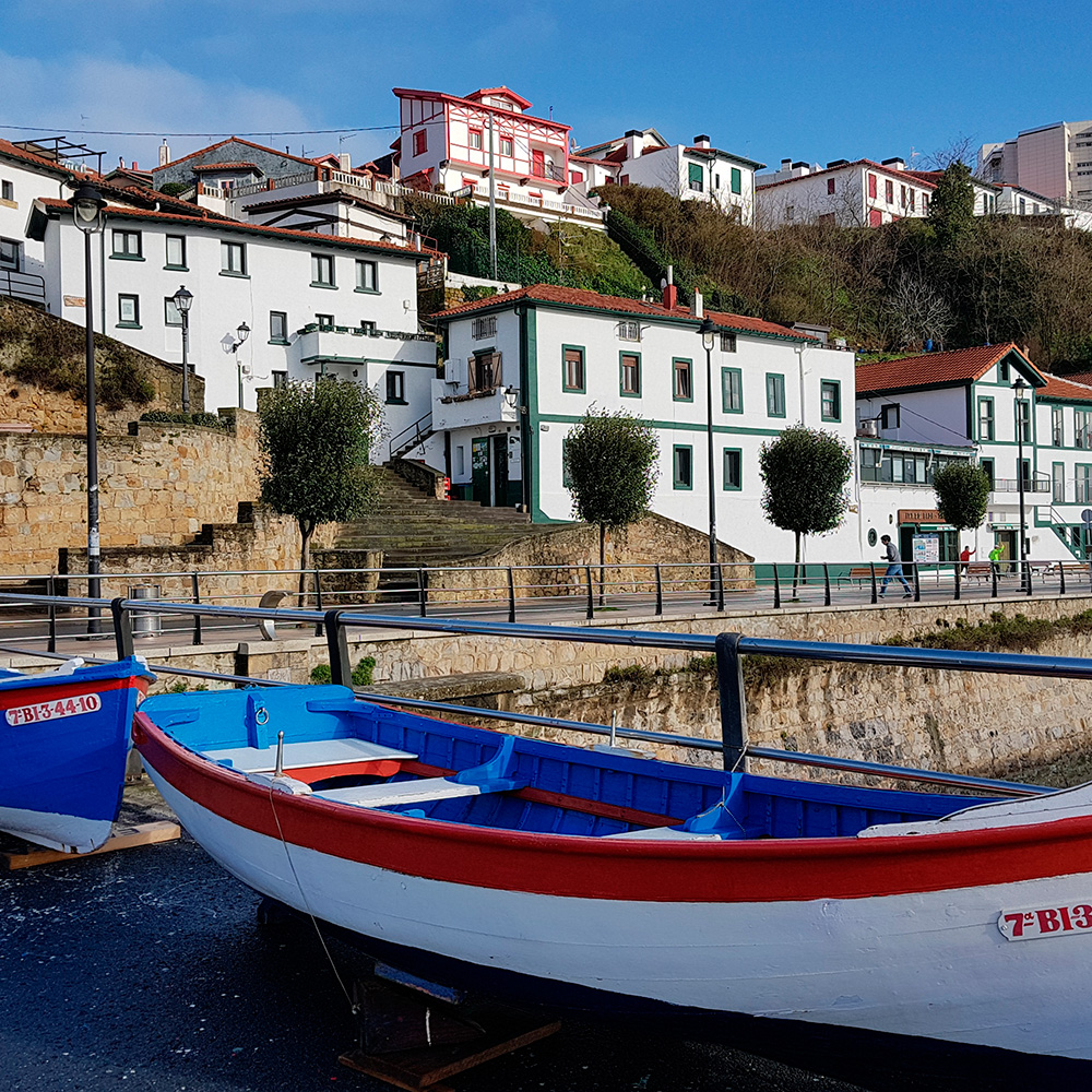 Puerto Viejo de Algorta